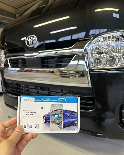 ハイエース スーパーGL. IGLA2+取り付け
